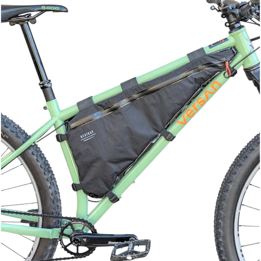 Sacoche de cadre Versan x Restrap